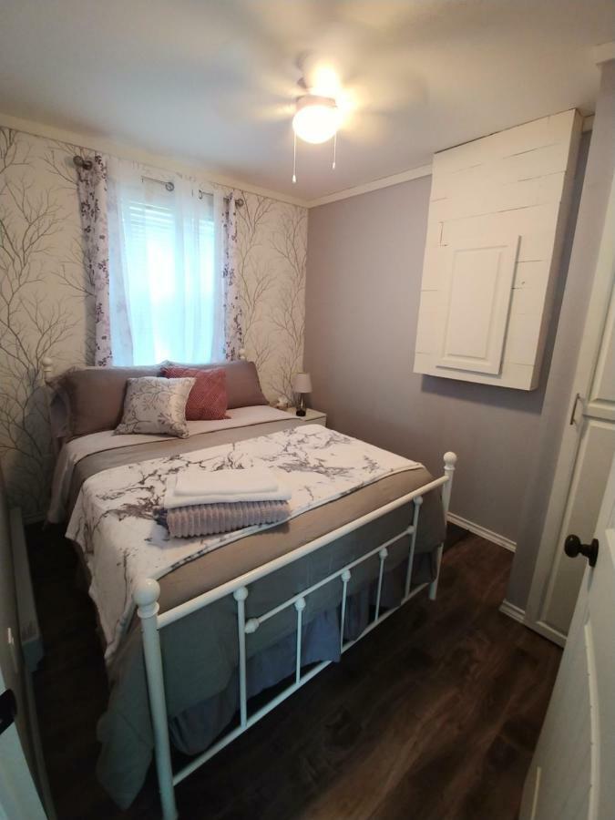 Lavenia Rose Cottages, Sunrise cottage Catalina Esterno foto
